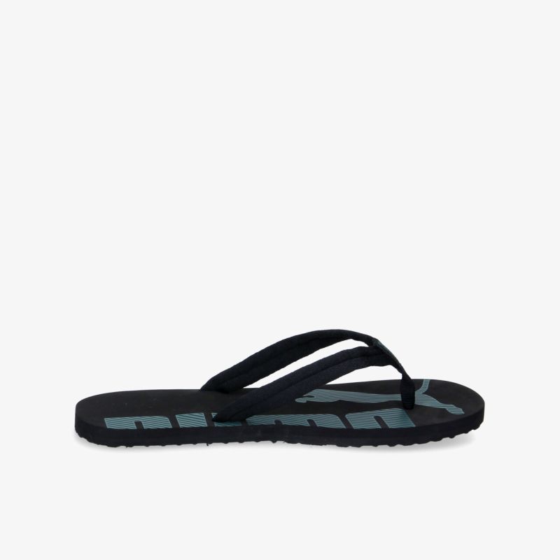Bequeme und modische Flip-Flops mit rutschfester Sohle für den perfekten Sommerlook am Strand.