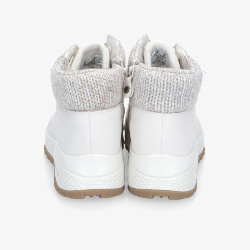 Weiße Sneaker mit weichem Strickbund und praktischem Reißverschluss für hohen Tragekomfort und sicheren Halt