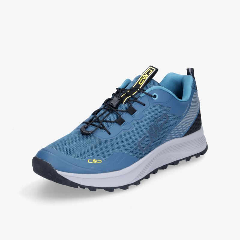 Leichter blauer Laufschuh mit robuster Sohle und verstellbarem Schnürsystem für optimalen Komfort.