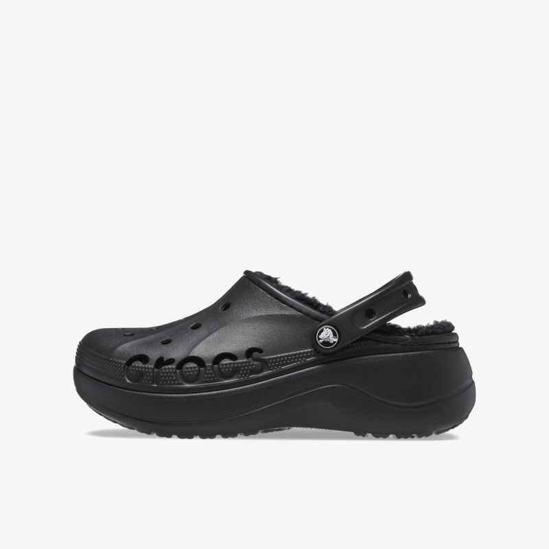 Leichte, bequeme schwarzen Crocs mit verstellbarem Riemen und luftdurchlässigen Öffnungen seitlich