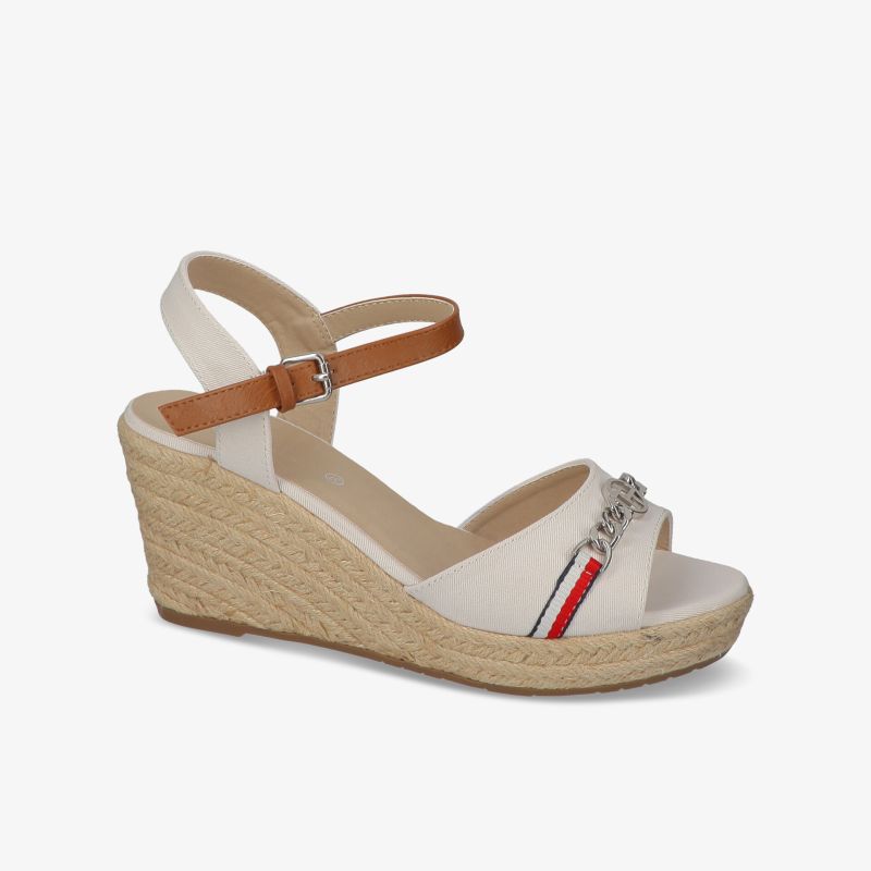Chice weiße Keilsandalette mit beigen Jutekeilabsätzen und Riemchenverschluss für stilvolle Sommeroutfits.