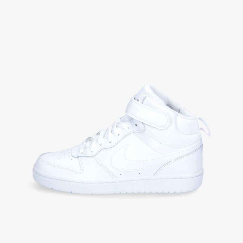 Modischer weißer Mid-Top Sneaker mit gepolstertem Knöchelriemen und komfortabler Sohle.