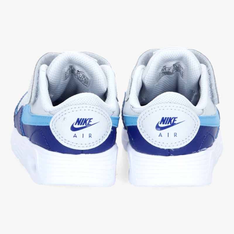 Modische Nike Air Sneakers in Blau- und Grautönen mit optimaler Dämpfung und Komfort.