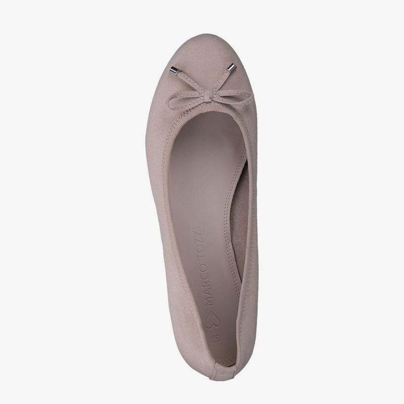 Eleganter Ballerina-Schuh mit Schleife, vielseitig kombinierbar für einen klassischen Look.