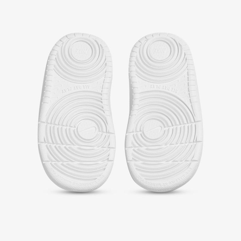 Bequeme, langlebige Schuhsohlen mit rutschfester Oberfläche für optimalen Tragekomfort. Perfekt für jeden Anlass.