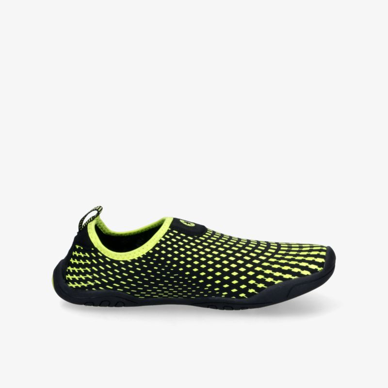 Leichter Schuh mit atmungsaktivem Netzmaterial und rutschfester Sohle für optimalen Komfort und Flexibilität