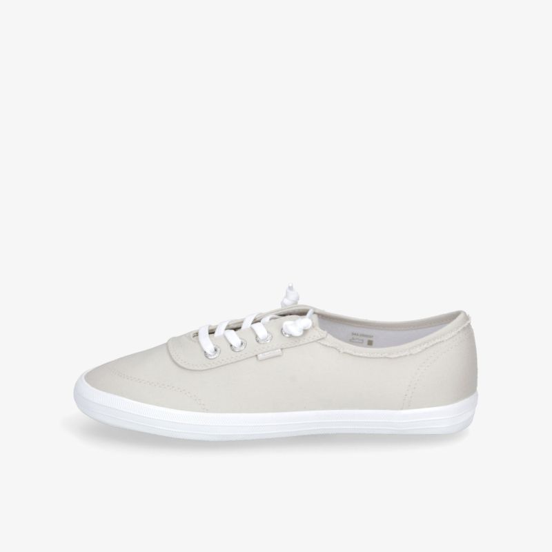 Leichter Sneaker in Weiß mit rutschfester Sohle und bequemer Passform, ideale Wahl für Alltag und Sport