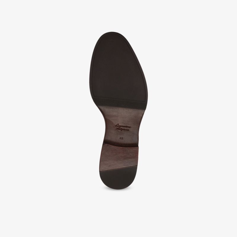 Hochwertige und langlebige Schuhsohle für maximalen Komfort und Stabilität beim Gehen.