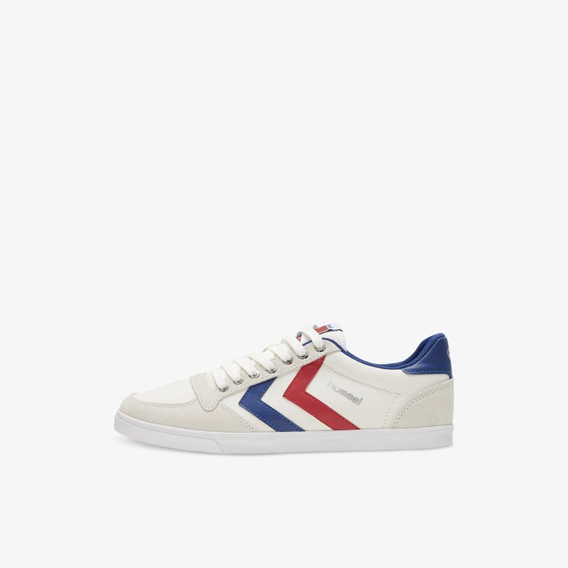 Moderner weißer Sneaker mit farbigem Design an der Seite, perfekt für einen sportlichen und stilvollen Look.