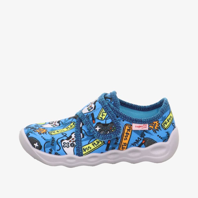 Bequeme und stylische blaue Freizeitschuhe mit auffälligem Design und flexibler Sohle für täglichen Komfort.