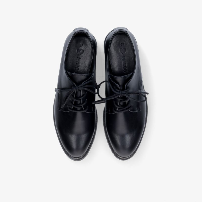 Elegante schwarze Lederschuhe mit Schnürung. Komfort und Stil für jeden Anlass in einem klassischen Design.