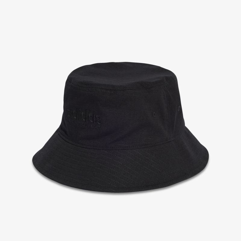 Schwarzer Bucket Hat mit modernem Design, ideal für vielseitige und stilvolle Freizeit-Outfits.