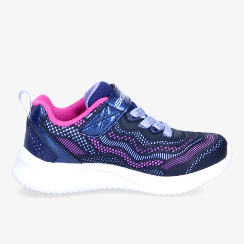 Bequemer und stylischer Sneaker mit modernem Design und rutschfester Sohle für den täglichen Gebrauch.