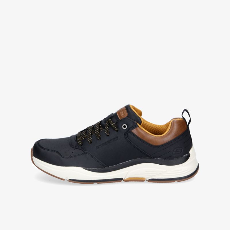 Sportlicher navy Halbschuh mit braunen Akzenten und weißer Sohle, ideal für vielseitigen und komfortablen Stil.