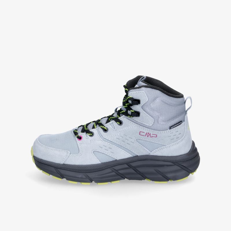 Seitlich abgebildeter robuster und bequemer Wanderschuh mit gepolsterter Innenausstattung und schnürbarem Design