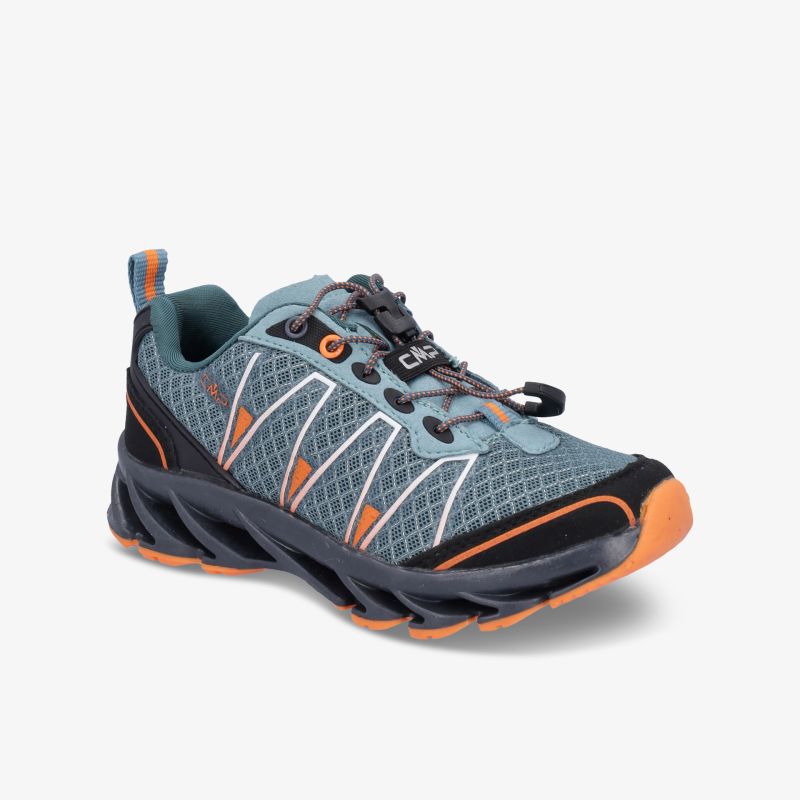 Moderner Sportschuh in Blau-Orange mit haltbarer Sohle und atmungsaktivem Material für optimalen Komfort.