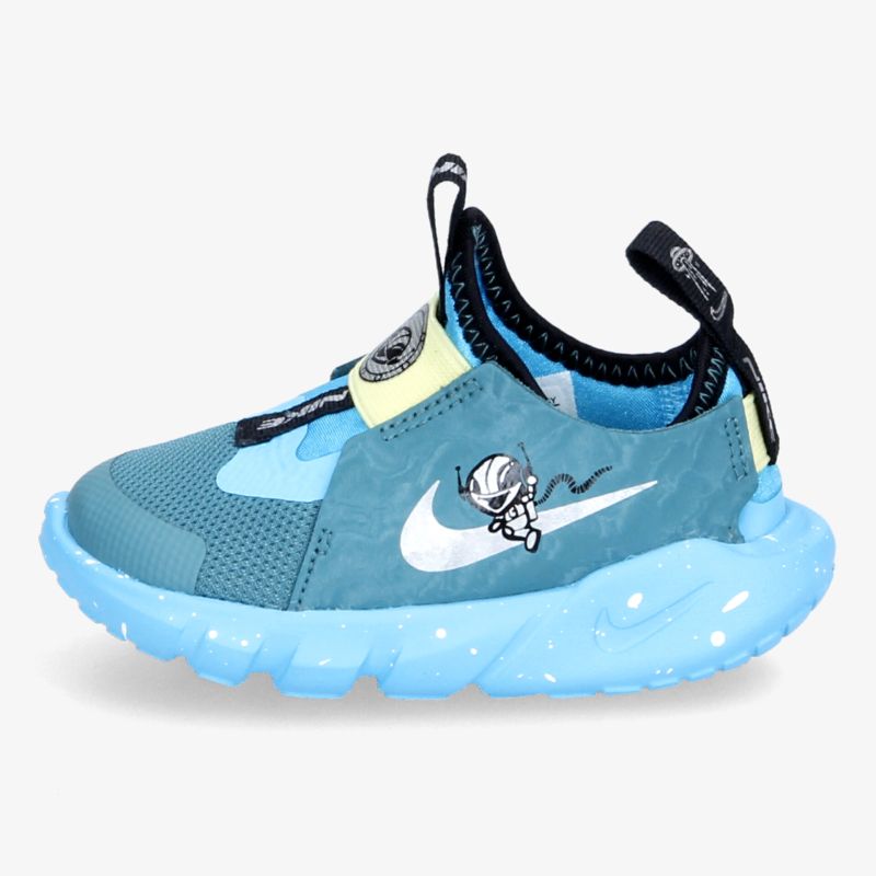 Leichter und atmungsaktiver blauer Sneaker mit sportlichem Design und rutschfester Sohle.