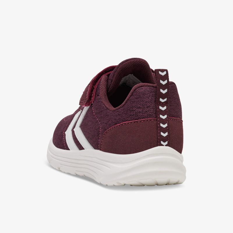 Bequemer, sportlicher Sneaker in elegantem Design mit rutschfester Sohle für optimalen Halt.