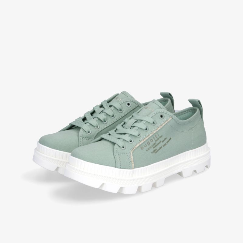 Stylische mintfarbene Sneakers mit robuster weißer Sohle für maximalen Komfort und Vielseitigkeit.