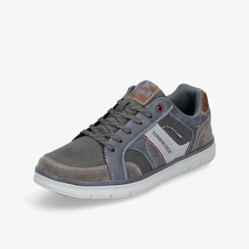 Grauer, robuster Freizeitschuh mit stilvollem Design und bequemer Passform für den Alltag.