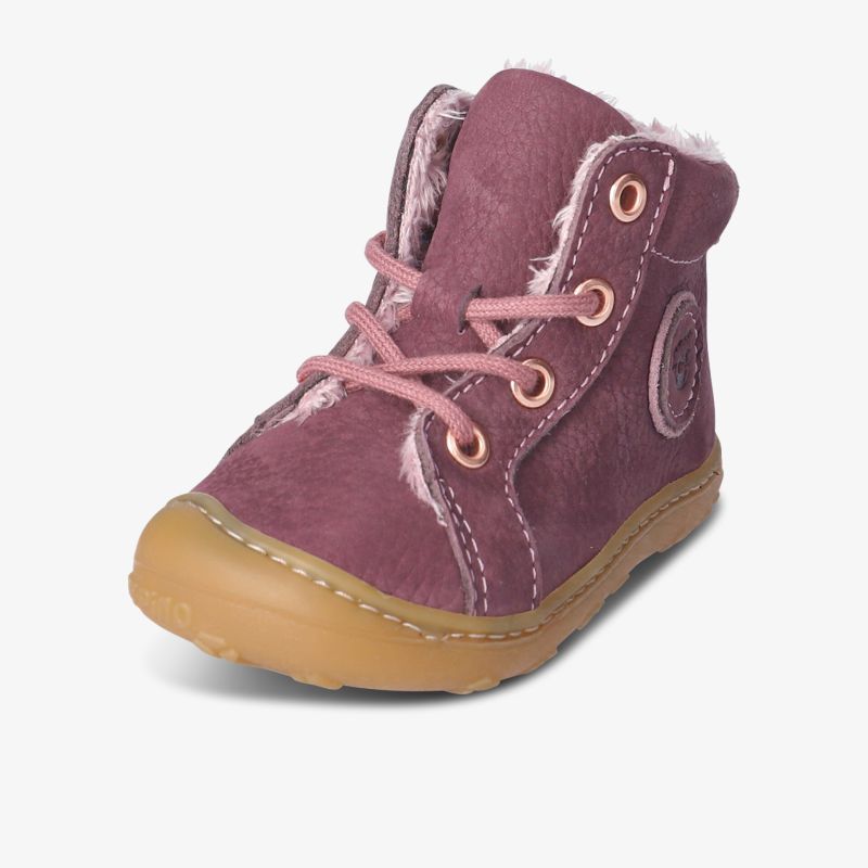 Bequeme und warme Stiefelette mit rutschfester Sohle in elegantem Design für kalte Tage.