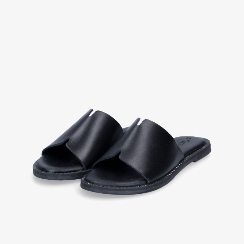 Schwarze, elegante und bequeme offene Schuhe mit breitem Riemen, ideal für lässigen Komfort