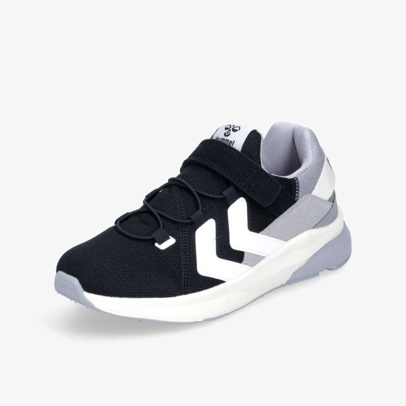 Moderner schwarzer Sneaker mit weißem Akzent und Klettverschluss, ideal für Alltag und sportliche Aktivitäten