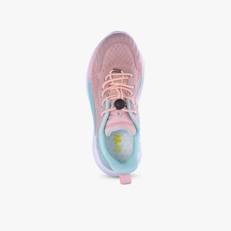 Leichter Sneaker in Rosa mit komfortabler Schnürung für optimalen Halt und sportliches Design.