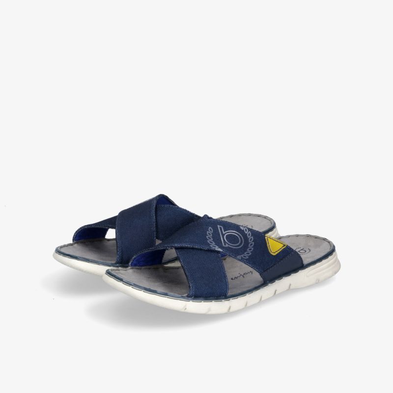 Modische blaue Sandalen mit bequemem Fußbett und robuster Sohle, ideal für den Sommer.