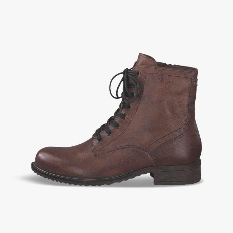 Eleganter brauner Lederstiefel mit robuster Sohle und stilvoller Schnürung für optimalen Tragekomfort.