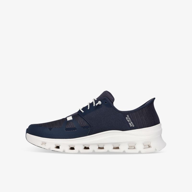 Sportlicher blauer Sneaker mit atmungsaktivem Material und flexibler Sohle, ideal für komfortables Tragen