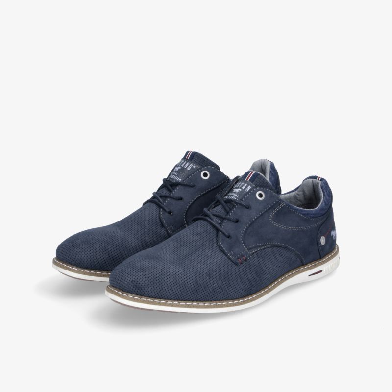 Elegante blaue Schnürschuhe mit robuster Sohle und zeitlosem Design für maximalen Komfort und Stil.