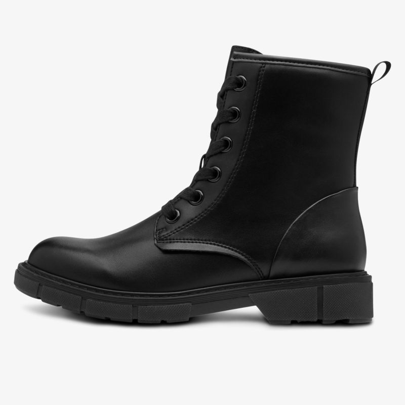 Robuster schwarzer Stiefel mit Schnürung und rutschfester Sohle, komfortabel und langlebig