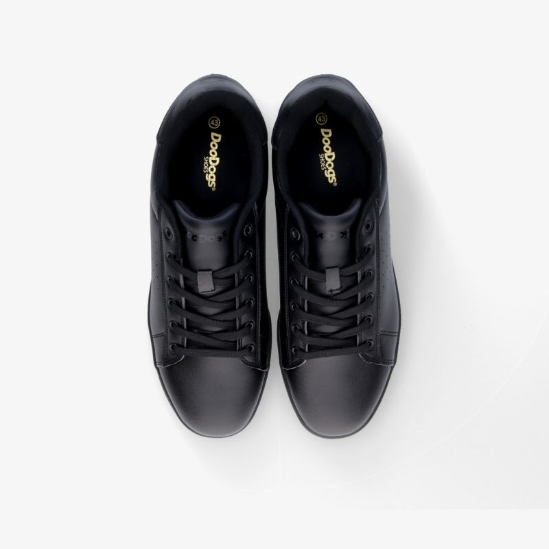 Stylische schwarze Sneaker mit modernem Design und Komfort - perfekte Mischung aus Stil und Funktionalität.