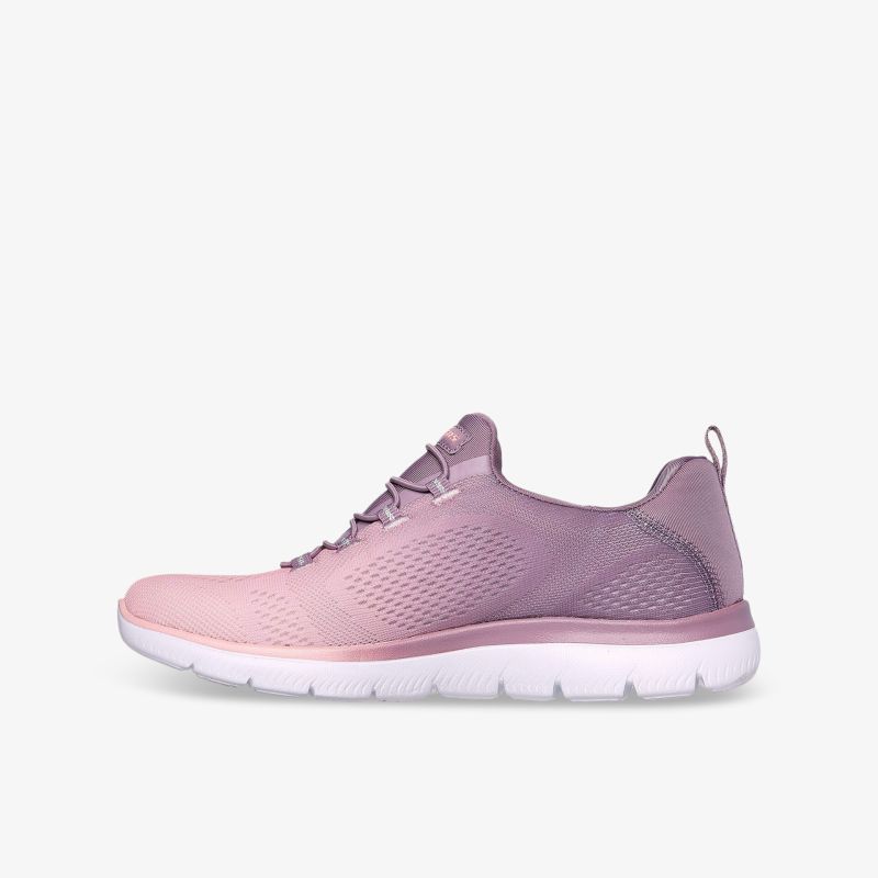 Leichter rosafarbener Sneaker mit atmungsaktivem Material und flexibler Sohle in klarer Seitenansicht