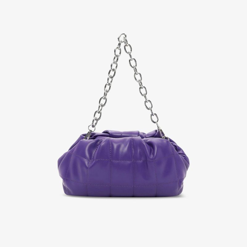 Modische lila Handtasche in Lederoptik mit Kettenriemen, ideal für stilvolle Anlässe