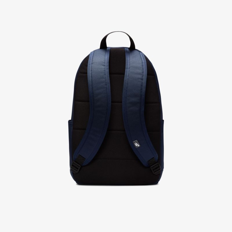 Ergonomischer Rucksack mit verstellbaren, gepolsterten Trägern für höchsten Tragekomfort.