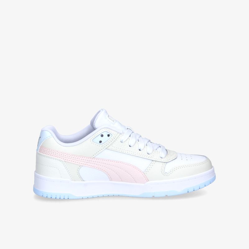 Moderner Sneaker in Weiß mit pinken Akzenten, bietet Komfort und stilvolle Optik für jeden Anlass.