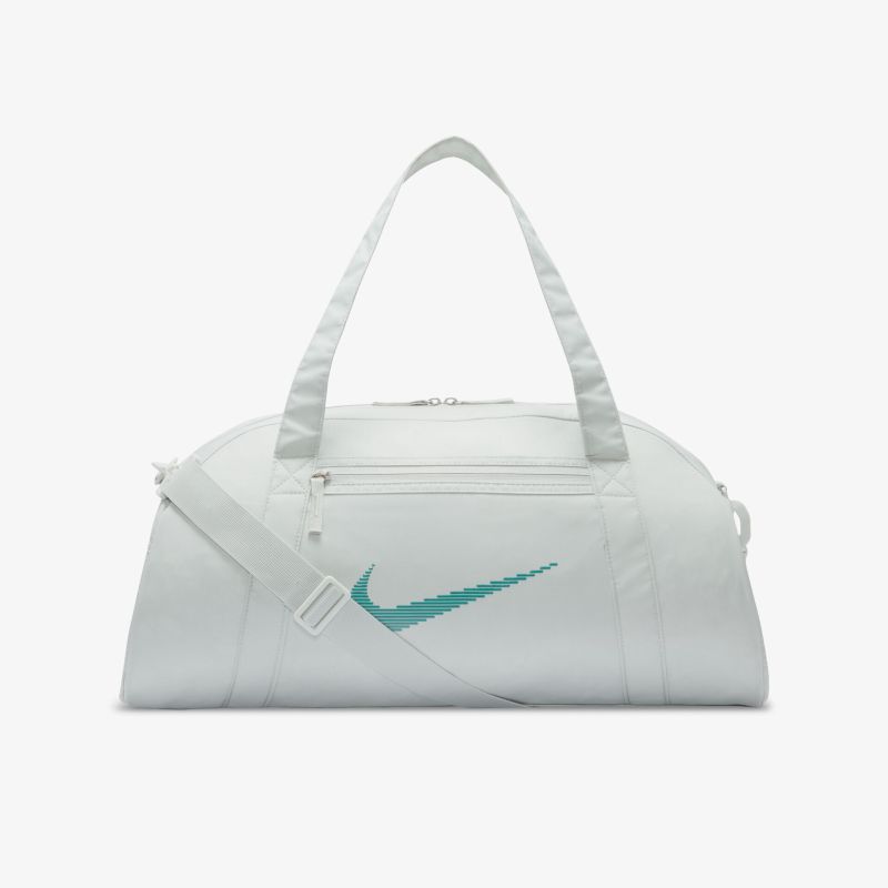 Weiße Nike-Sporttasche mit großzügigem Stauraum und praktischem Tragegriff für vielseitige Anwendungen.