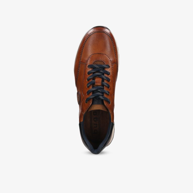 Bordeaux-brauner Sneaker aus hochwertigem Leder mit bequemer Passform und modischem Design