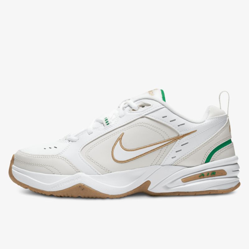 Sportlicher weißer Sneaker mit komfortabler Passform und robuster Sohle für vielseitigen Einsatz