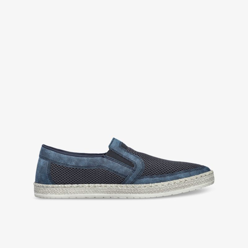 Leichter, atmungsaktiver Slip-On-Schuh in Blau mit komfortabler, rutschfester Sohle. Ideal für lässige Anlässe.