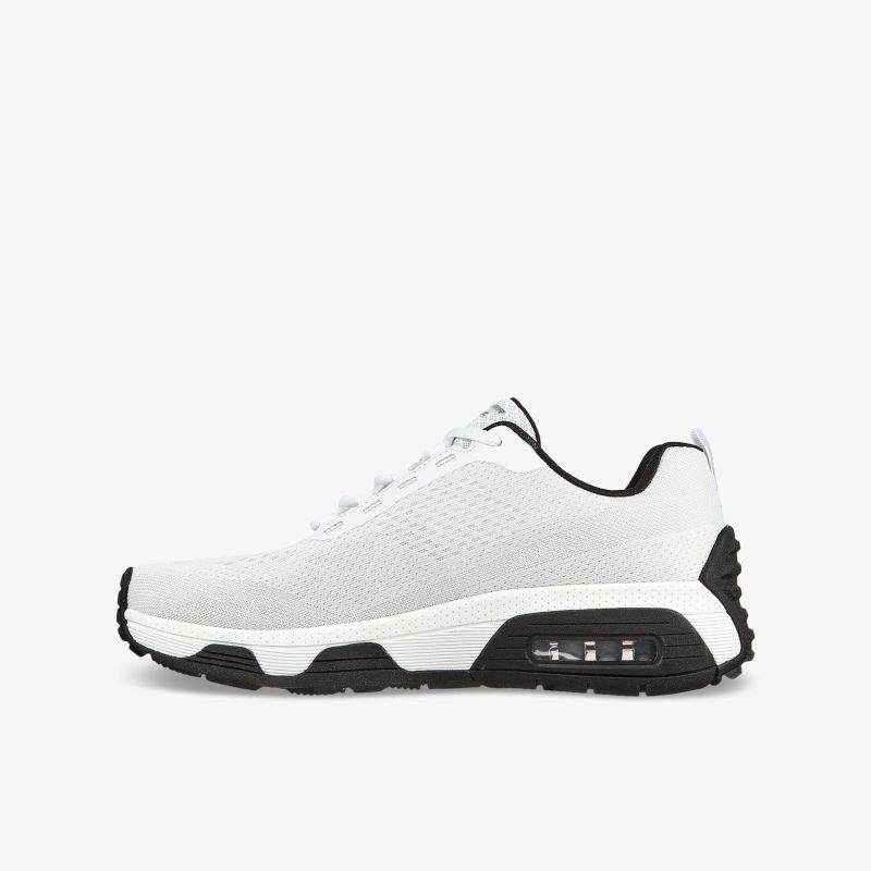 Weiße Sneakers mit Luftpolstersohle und schwarzer Kontrastfarbe, sportlich und komfortabel für jede Gelegenheit.