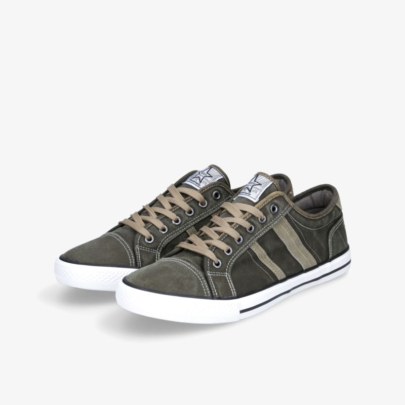 Stylische olivgrüne Sneaker mit kontrastierenden Streifen und bequemer weißer Sohle, perfekt für jeden Anlass.