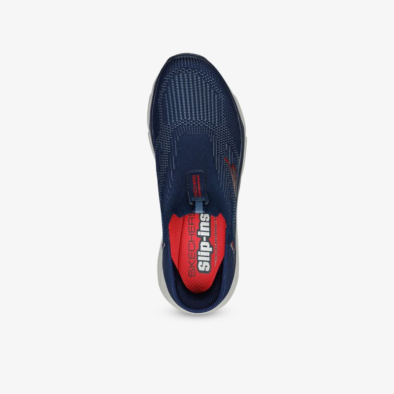 Blauer Slip-On Schuh mit atmungsaktivem Obermaterial und elastischem Einsatz für bequemen und schnellen Einstieg