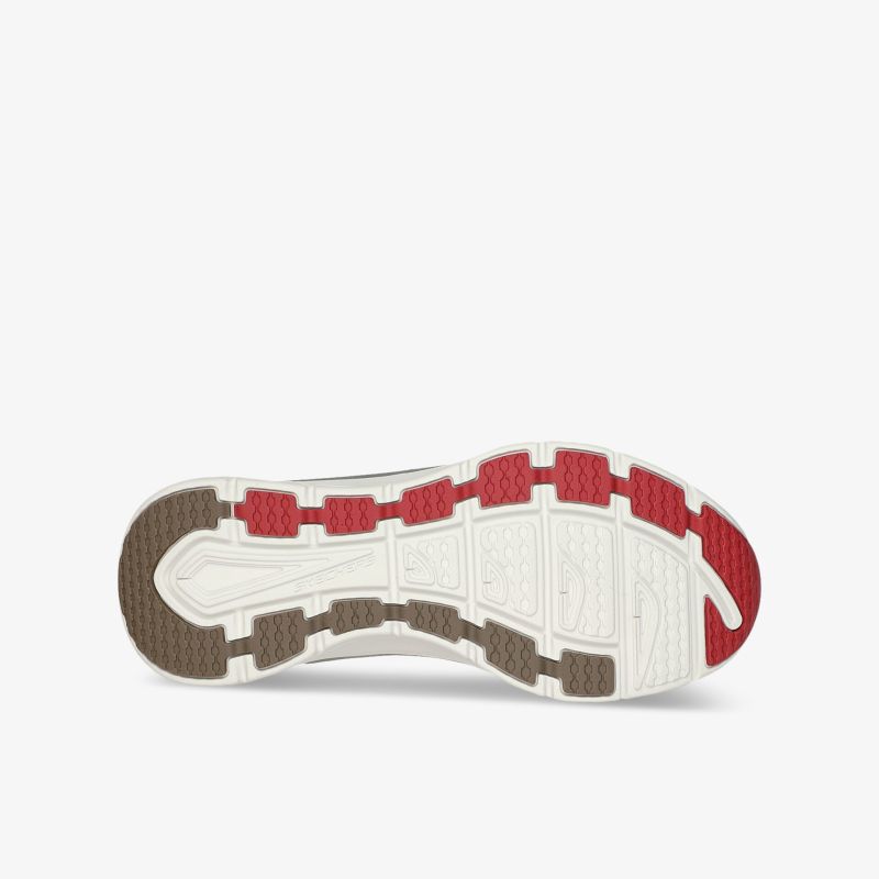 Außensohle mit farbigen Akzenten für bessere Traktion und Flexibilität bei jedem Schritt