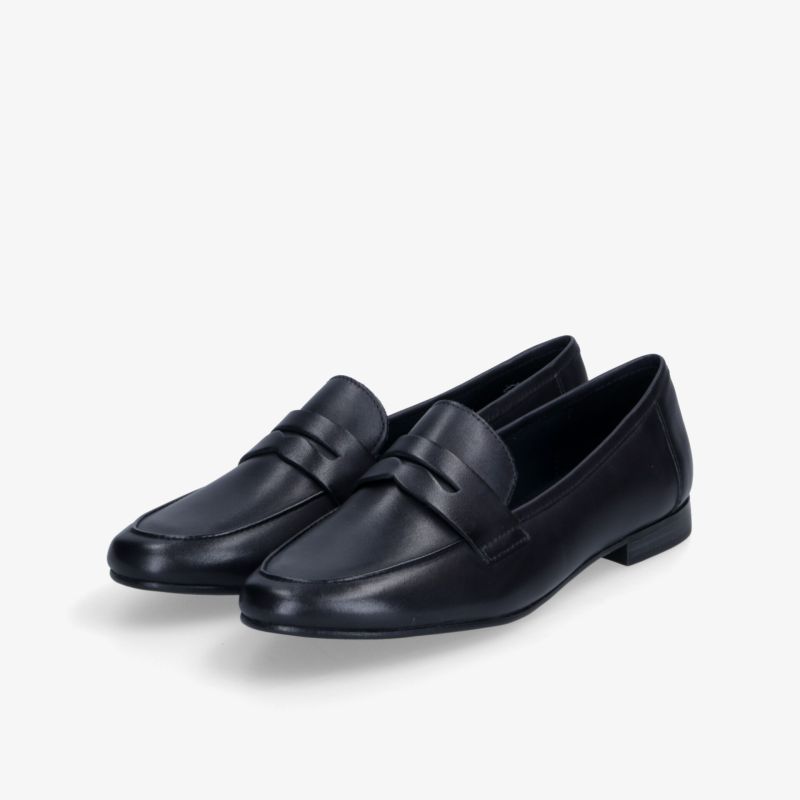 Elegantes Paar schwarzer Loafer aus Glattleder mit bequemem Schnitt und klassischem Design für stilvollen Auftritt