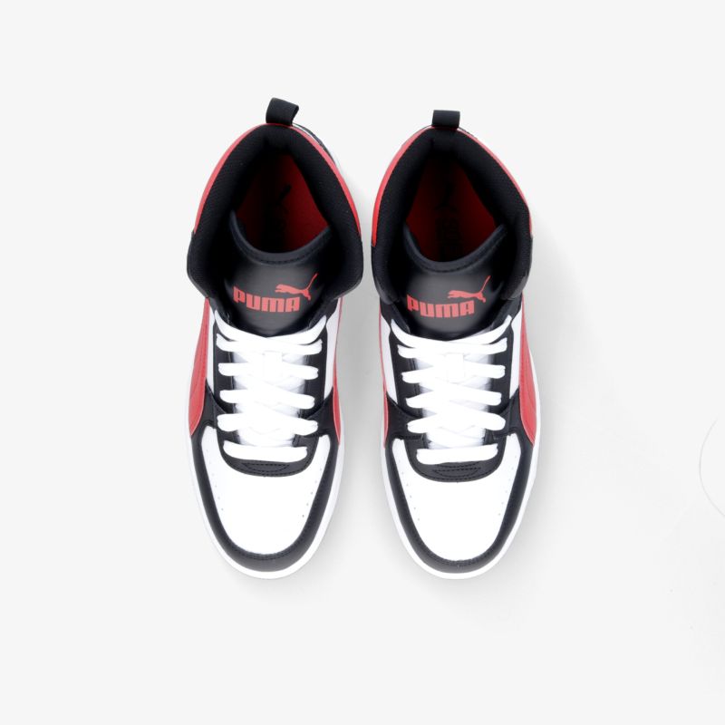 Stylishe Sneaker in Rot-Schwarz-Weiß-Design mit hohem Tragekomfort und markantem Look von oben