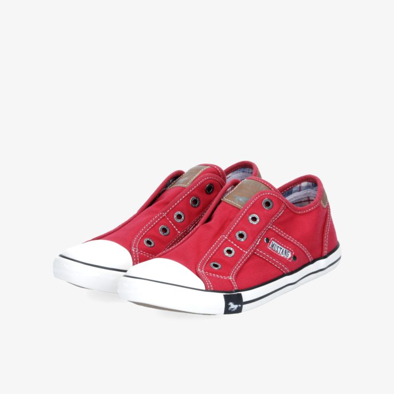 Rote Freizeitschuhe mit markantem Stil, ohne Schnürsenkel, bequem und modisch für den Alltag.