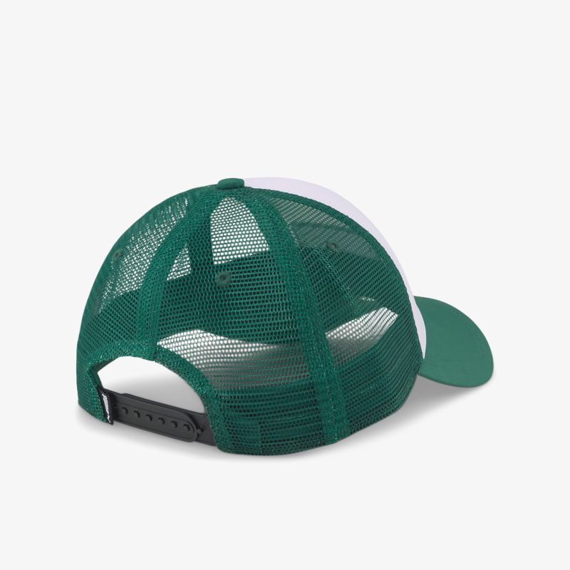Grüne Trucker Cap mit Mesh-Rückseite und verstellbarem Verschluss, ideal für stilvolle Freizeitoutfits.
